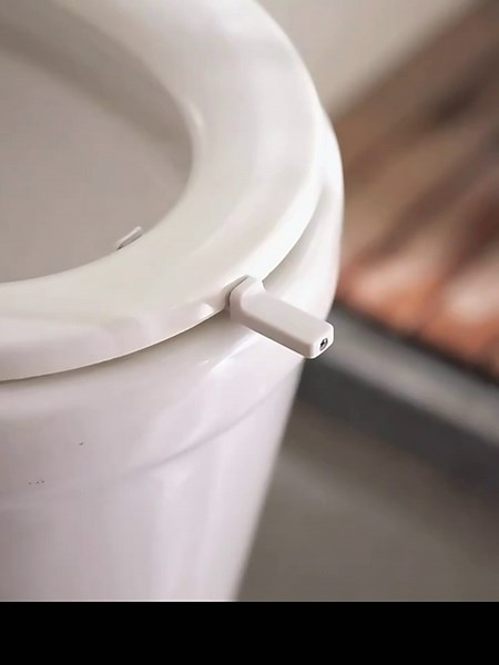 2 PCS Toilet Seat Lifter, Toilet Seat Handle for Avoid Touching Toilet Seat, Toilet Lid Lifter Bathroom Accessories, White
