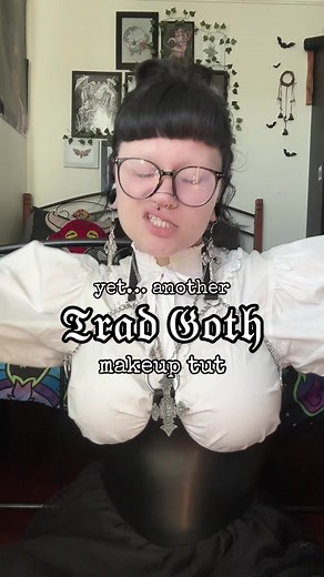 Gothic Makeup Tutorial Featuring Authentic Leathers Palette