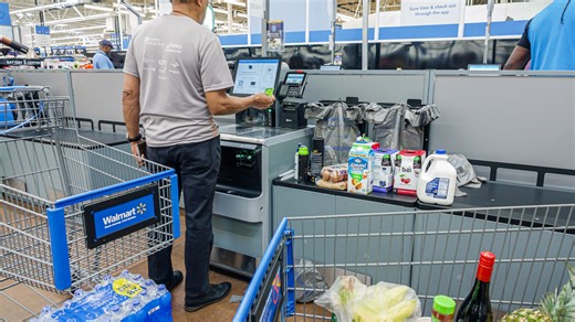 Walmart shopper 'walks out' after 'potato' checkout issue with manager