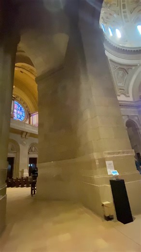 Amazing Structures: Master Builders' World Wonders