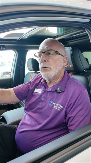 HondaLink is more than just roadside assistance; it's a powerful tool that connects your car and makes your experience unique. Come on in and we'll show you all the cool things HondaLink has to offer. #carcontent #leesburgfl #jenkinsautogroup #JenkinsHondaLeesburg #salescontent #FYP #DealershipContent #carsales #carsforsale #fypシ #hondausa #Leesburg | Jenkins Honda of Leesburg