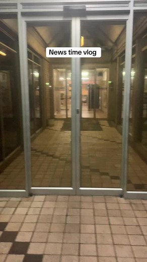 A Day in the Life of a News Reader: Behind the Scenes of a Morning Shift