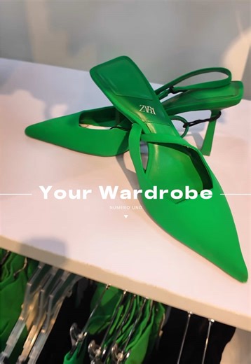 A different outfit,a different mood.✌🏻 #kampala #uganda #fashion #outfit #dressing