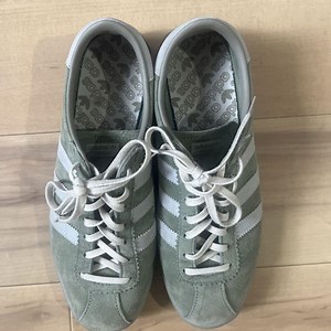 adidas tabacco メンズ