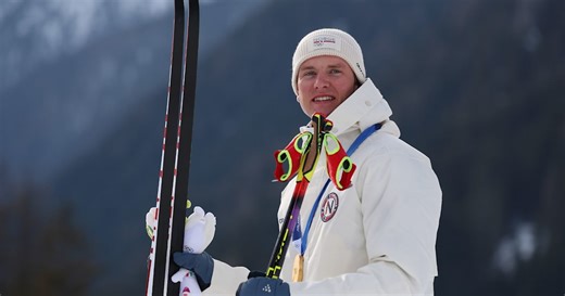 Botn storms to gold in biathlon men's 20km individual