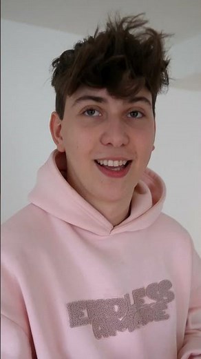 How hard is it to hit @Lewinray? 😍 | Mandre #shorts