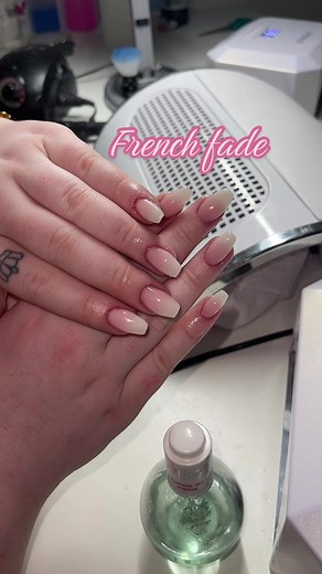 French fade 💗 #gelenaglar #naglar #foryou #foryoupage #nailtutorial #gelnails #nailart
