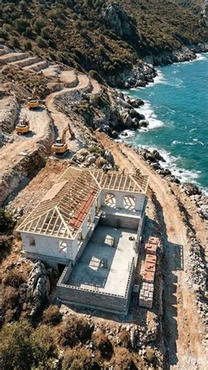 From Grass to Glass: Watch this Futuristic Building Rise in Seconds!