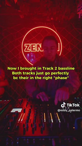 Mastering Phase Alignment in DJing Techniques