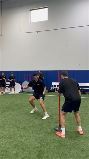RC Performance Training | Agility Drill for Defenders 1. Close the space quickly. 2. Decelerate under control. 3. React to the coach’s command. Coach gives a... | Instagram