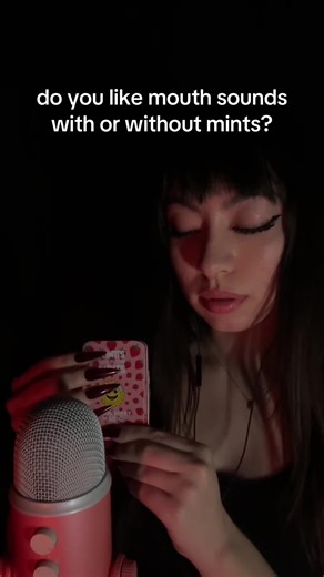 for my mouth sound lovers!! these are pretty tasty & work really well for wet mouth sounds #asmr #flinttsmints #mouthsounds #whisper #tingles