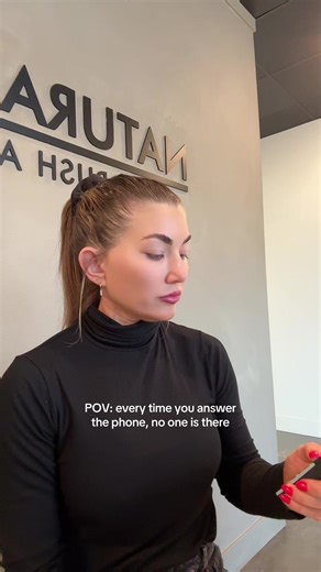 I swear someone is always prank calling me 😩 #spraytanartist #salonlife #salonowner #spraytan #millennial