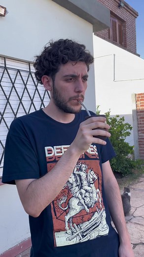 Humor en el Mate: Parodias y Risas para el Fin de Año