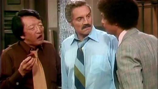 情景喜剧《Barney Miller 笑警巴麦》（8季外挂英字），夸克网盘下载。