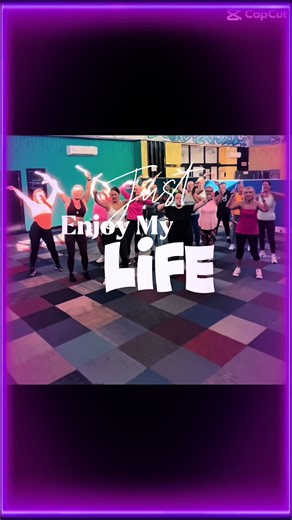 Clubbercise is a total blast that can kick your happiness into high gear! Imagine moving to electrifying beats in a vibrant setting, surrounded by friends who are just as pumped as you are. The infectious energy of the music gets you moving, and before you know it, those endorphins are flowing, giving you that amazing