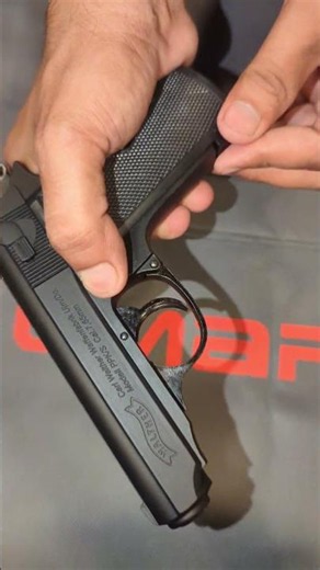 Walther PPK/S Blowback CO2 BB Pistol #bbgun #airsoft #shortsfeed #trending #umarexairguns