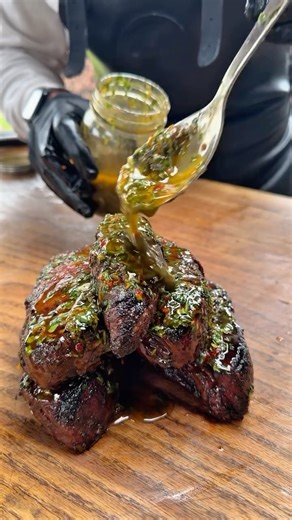 Van ‘t Spit Private Barbecue on Instagram: "Steak With Smoked Citrus Chimichurri Sauce!! Whole picanha on the kamado. First a hard sear on blazing hot cast iron, building that deep crust and locking in the juices. Then rested, sliced into thick steaks and finished hot over fire for that perfect balance between char and tenderness. Finished with a citrus smoked chimichurri Mint, parsley and coriander, layered with orange, lemon and lime. Fresh, vibrant and lightly smoked. Bright acidity cutting s