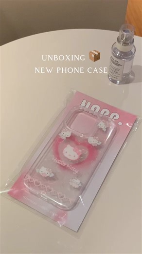 soooo cute💗💗💗 #techaccessories #fyp #case #viral #aesthetic #foryou #tiktok #apple #iphonecase #iphone #iphone15promax #phonecase #girl #coquette #pink #hellokitty #unboxing #unbox