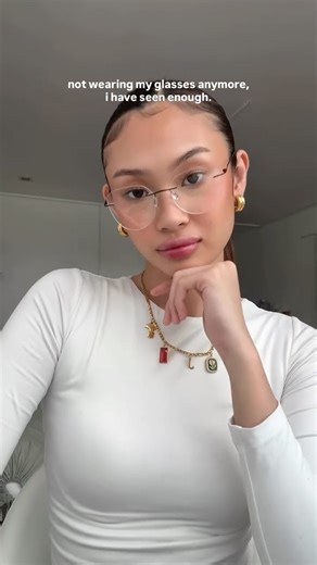 JENNAH LEIGH on Instagram: "on a serious note, im trying my best to wear my glasses 🤓 jewelries from @gabbiejewelry eyeglass from @baobabeyewear #explore #relatable #funny #viral"
