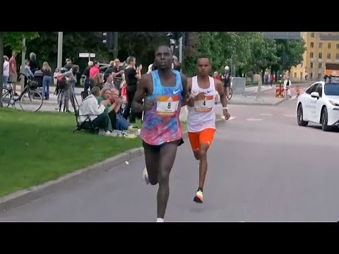 Dominant Win At 2022 Stockholm Marathon
