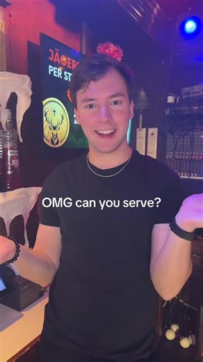 Oh you meant serving drinks… #gaybar #regenboog #oopsididitagain