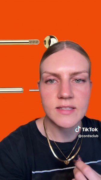 Replying to @Nicola Jayne never ❌ we’re team threadless, here 🫶🏻 let’s talk about externally threaded jewelry. This is the TLDW (too long didnt watch version): #externallythreaded jewelry is sharp and harbors bacteria that can damage both new and healed piercings. It isn’t worth the risk. #externalthreadsarebad #threadlessjewelry #threadlessstuds #threadlessflatback #flatbackstuds #earringsafety #earringinformation #earringinfection #earringinfections #piercinginfections