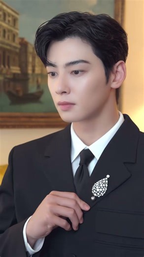 Join Brand Ambassador Cha Eun Woo @차은우 as he prepares for an unforgettable moment with Chaumet in...