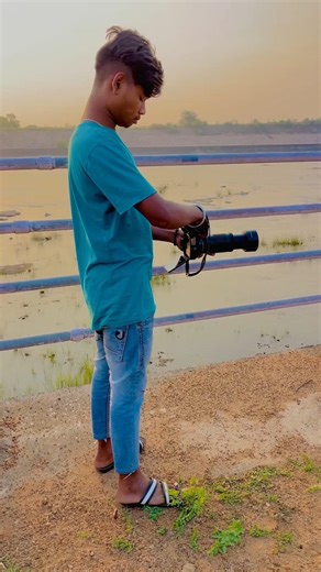 Outdoor💥 photoshoot 📸 #shorts 🔥 #shorts Boy stylish photo pose #rajushekheditor boy pose #dslr