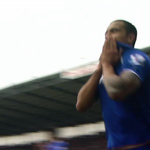 👕 226 appearances ⚽️ 56 goals 🗓 8 #PL seasons #OnThisDay in 2004, Tim Cahill signed for Everton Football Club 🔵 🇦🇺 🥊 | Premier League