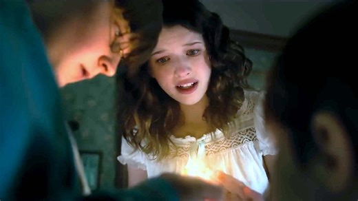 Tinker Bell Clip from Disney+'s Peter Pan and Wendy