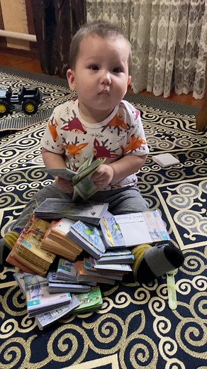 Toddler Counting Money: A Playful Learning Experience