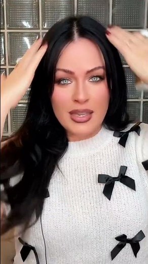 L'Oreal Elnett Hairspray: Keeps Bangs & Flyaways in Place!