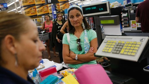 10 frequent complaints customers make about Walmart