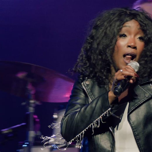 Lancaster, celebrate Whitney Houston with Queen of the Night, the UK’s biggest tribute to Whitney! 🪩 Featuring all her greatest hits, from ‘I Wanna Dance With Somebody’ to ‘I Will Always Love You’ | Queen of the Night - A Tribute to Whitney Houston