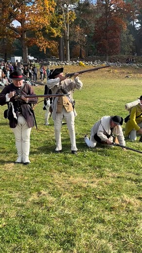 The Lexington Minute Men advance during the Battle of Red Horse Tavern | Captain John Parker's Lexington Company