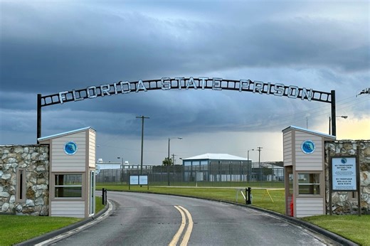 Man convicted of killing a traveling salesman becomes first person executed in Florida this year