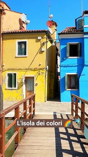 Burano: L’Isola dei Colori che Sembra una Fiaba! 🇮🇹🌈