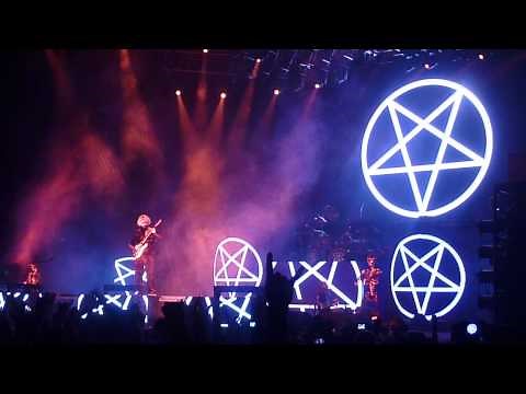 Rob Zombie "Thunder Kiss '65" & John 5 solo - Allstate Arena 10/11/12
