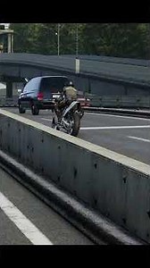 Van drivers cause motorcycle crash - BeamNG.drive