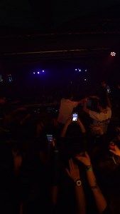 Das Retro-Set in Freiburg war echt mal was anderes! Ich hab mich schon so lange auf diese Party gefreut und es war alles genau so wie ich es mir gewünscht habe. Christophe, Sarah, Helen und Ich haben so viel über diesen Abend nach gegrübelt. Dass alles so gut klappt, ist selten. Der Bass des Monitoring auf der Bühne war so doll, das buchstäblich alles gebebt hat. Die Menschen rundherum waren alle MEGA!!! Danke an alle für so eine tolle Nacht! | Neelix