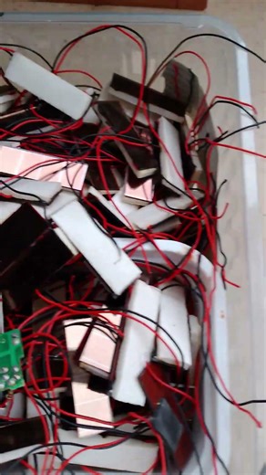 diy solar panel - солнечная панель из маленьких - КПД 5%)