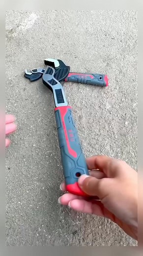 1.5K views · 17 reactions | Quick Self-locking Adjustable Wrench #wrench #wrenching #wrenches #wrenchlife #wrencheveryday #wrenchset #reelsfypシ #trending | PowerTools | Facebook
