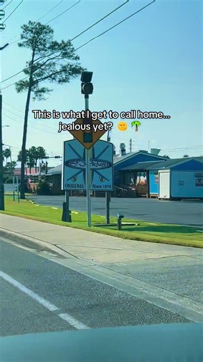 Moving to Northwest Florida feels like stepping into a permanent vacation you don’t have to leave. The beaches are the kind of white sand that looks like it belongs on a postcard, the water is emerald green, and yes—you actually catch yourself saying, “Wait… people really live here?” October in Panama City Beach is one of those months where you realize how good you’ve got it. The mornings and evenings cool off just enough to make your coffee on the patio feel magical, while the afternoons still 