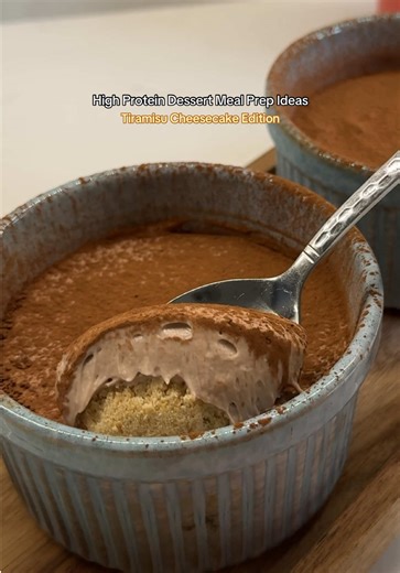 The perfect high protein pudding recipe thanks to @Emma Rumble | Fit Food & Glow✨ High in protein & low in calories 🤝 So quick and easy to make All you need is: 200g 0% Fat Greek Yoghurt 75g Philadelphia Light Soft Cream Cheese 20g @Protein Works Sune - Chocolate 15g Simply Delish Zero Chocolate Flavoured Instant Pudding 1 Tsp Vanilla Extract 80ml milk of choice 4x Malted Milk Biscuits 1/4 Tsp Xanthan Gum Extra Fine L Few drops of Protein Works Flavour Shots Caramel Flavour 1 Tsp Cocoa Powder S