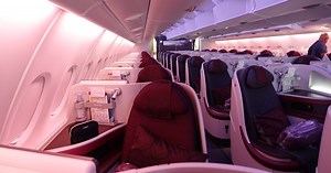 えっ！機内にラウンジ？！カタール航空A380ビジネスクラス極上の空の旅
