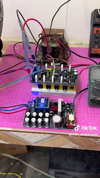 Class AB Power Amplifier Review - 800W Audio Performance