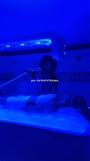 LOCALE on Instagram: "O M G /// I need a Vichy massage! @laquintaresort Cucumber Melon Body Therapy is a full-body, multi-sensory experience that goes way beyond deep tissue. You’ll start with a fresh-scented exfoliation, then slip into a steam cocoon while your scalp is massaged and soft LED lights change color around you. And then? The Vichy rain shower. Warm jets cascade over you from head to toe as you lie on a heated waterbed—melting tension, hydrating your skin, and resetting your entire n