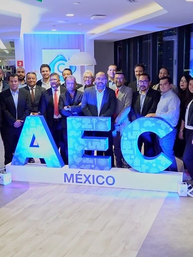 Alcon - See Brilliantly on Instagram: "We recently unveiled the Alcon Experience Center (AEC) in Mexico, a 7,500-square-foot facility dedicated to advancing eye care through medical education. The AEC features multiple training rooms, a refractive suite, a wet lab with eight workstations, space to train with the Fidelis™ surgical simulator, and specialized training in contact lens fitting, dry eye management, and surgery. Learn more about Alcon's world-class training for Eye Care Professionals a