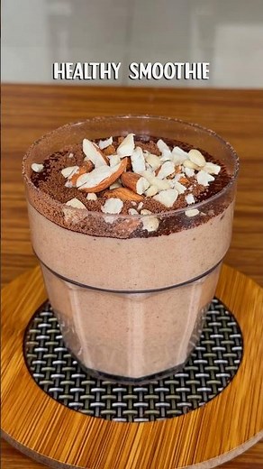 How to Make Banana Smoothie at Home 🍌 | Healthy Smoothie Recipe