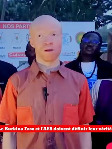 ‎Guerre informationnelle : Wilfried Ekanga appelle l’AES à imposer ses propres récits ‎ Le 9 octobre 2026, Wilfried Ekanga a animé une conférence publique sur la guerre informationnelle, à l’initiative du mouvement « 2 Heures pour Kamita ». Il a insisté sur la nécessité, pour les pays de l’AES, notamment le Burkina Faso, de développer leurs propres narratifs. Selon lui, le contexte actuel exige une communication adaptée à leurs réalités. Il a également appelé à la vigilance face aux discours dif